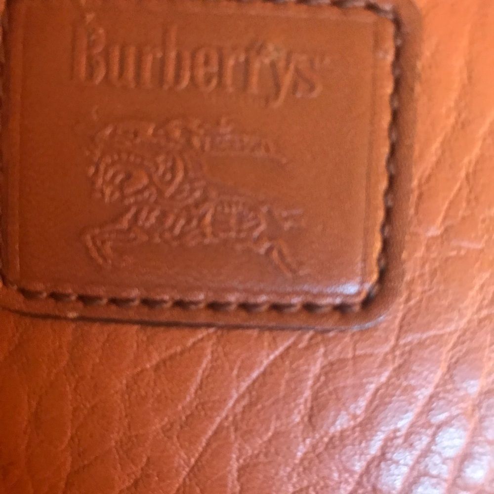 🐎Burberrys of London Mini Business wristlet- normal minimal marks
